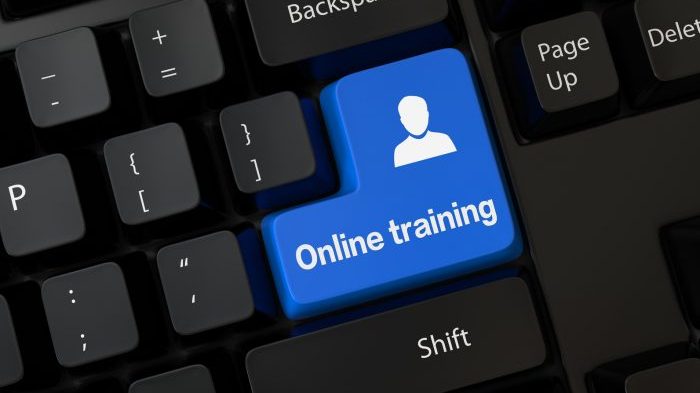 Keyboard with a word training